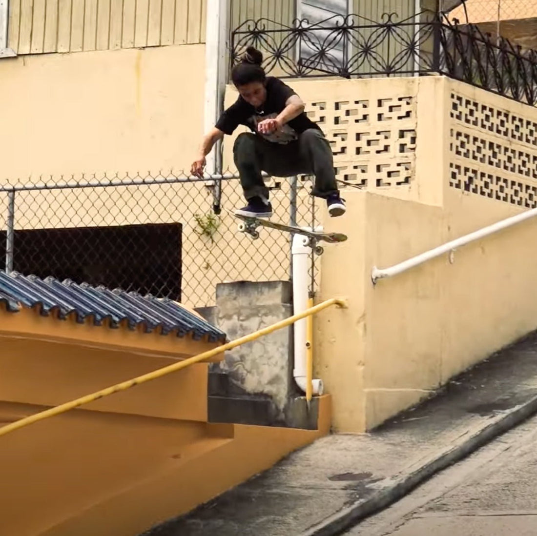 Christiana Means "The Come Back" Video - Meow Skateboards