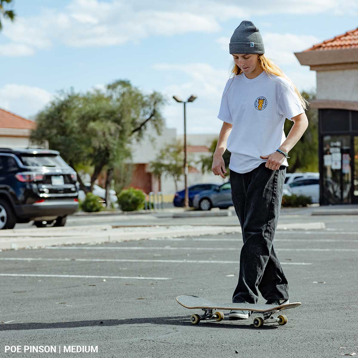 Tabby Seal Tee [White] - Meow Skateboards